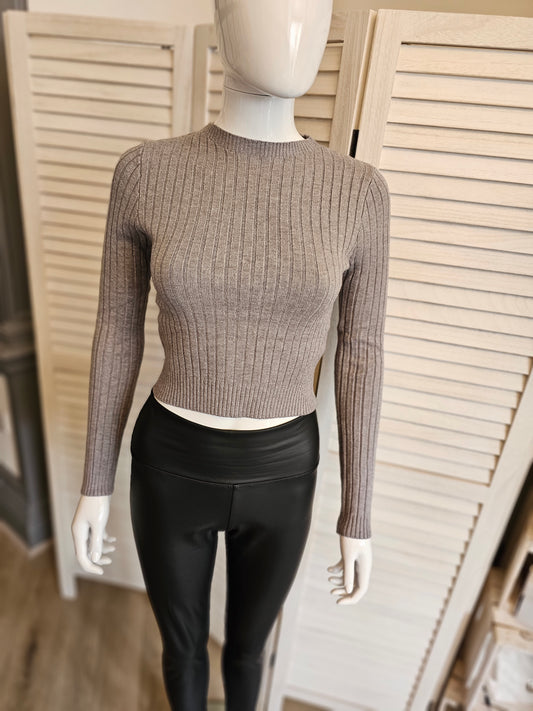 JUMP00027 Round Neck Ribbed Crop Jumper