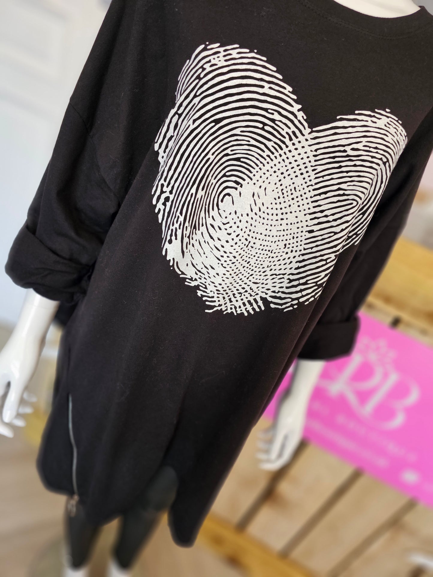 TOP00057 Fingerprint Heart Oversized Jersey Top