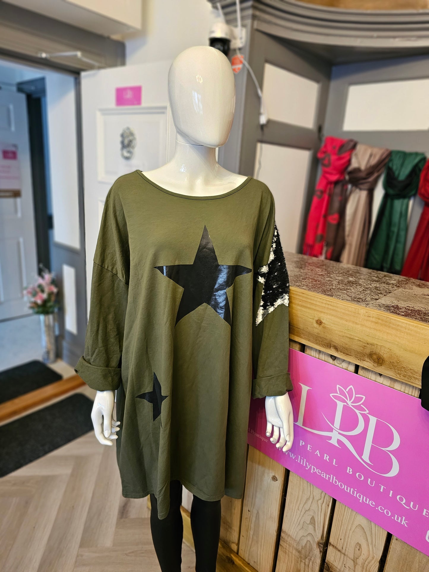 TOP00060 Oversized Star & Sequin Jersey Top