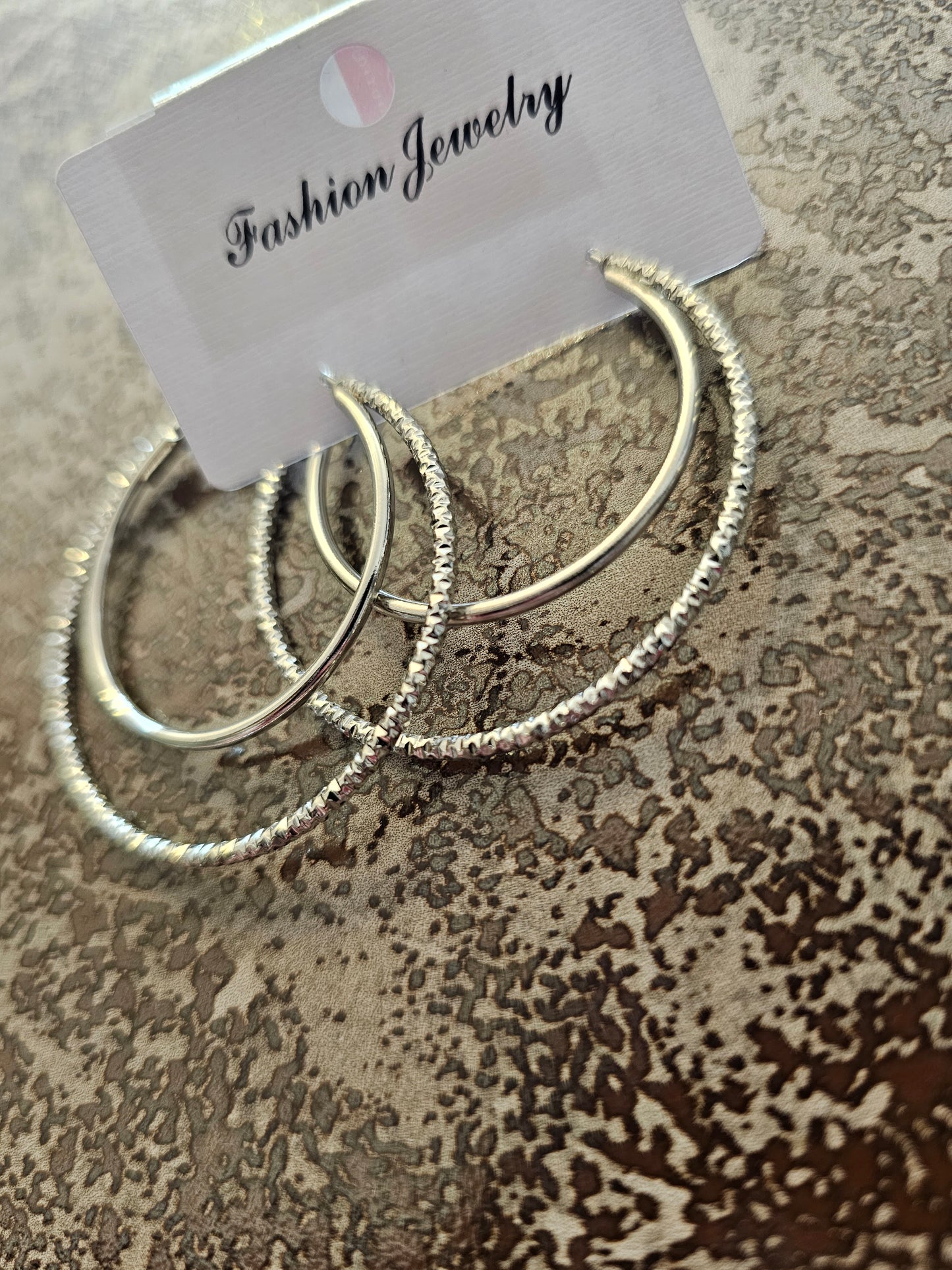 EAR00044 Skinny Double Hoop Embossed Earring