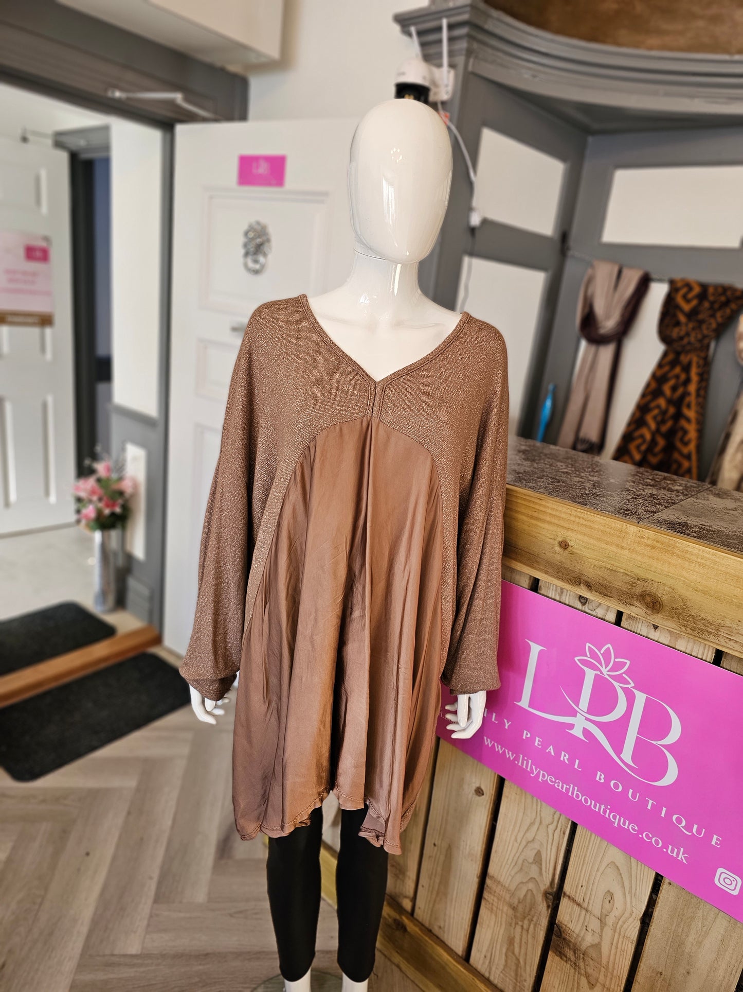 TOP00086 Satin Shimmer V Neck Tunic Top