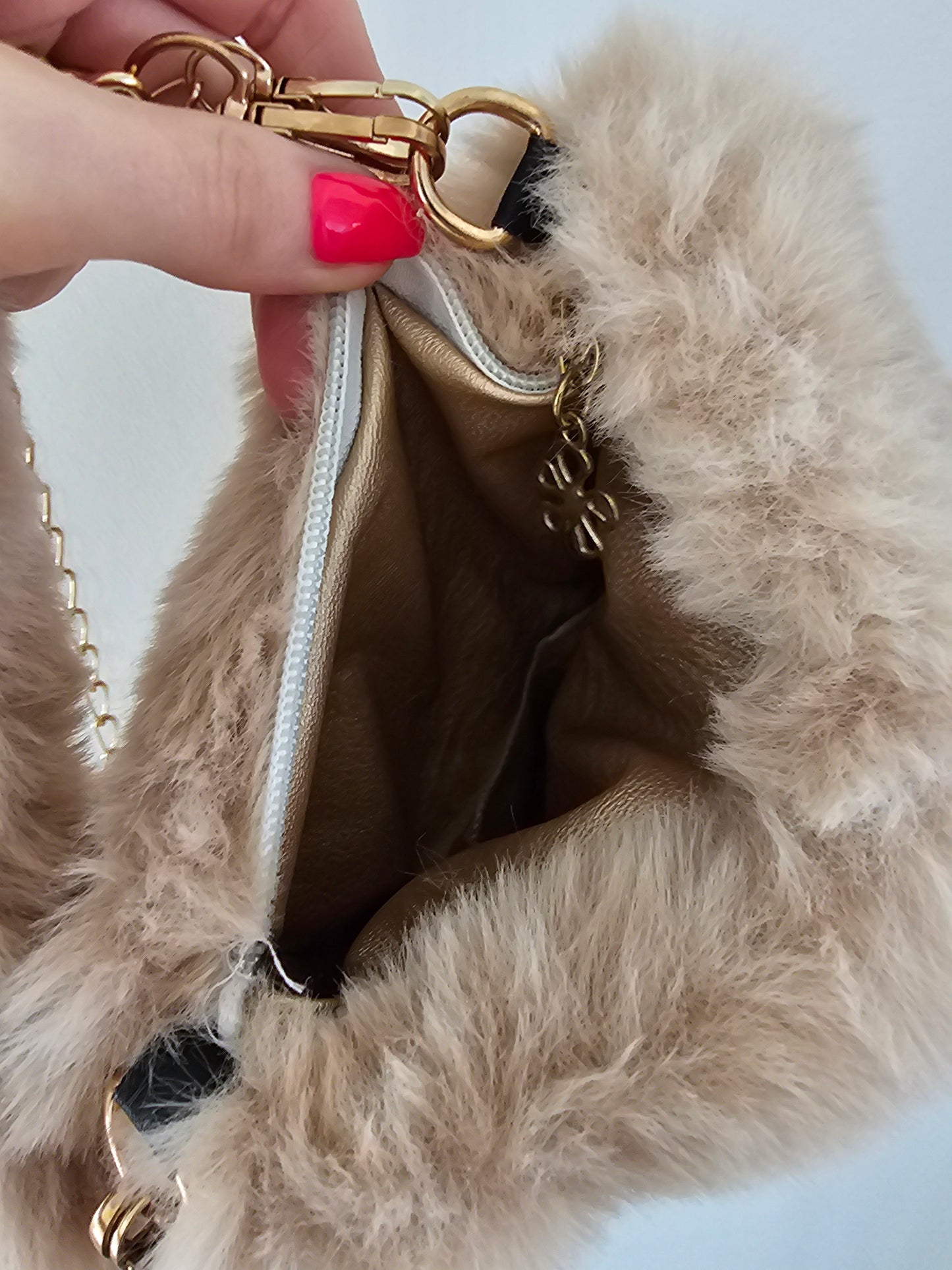 BAG00106 Faux Fur Chain Handle Handbag