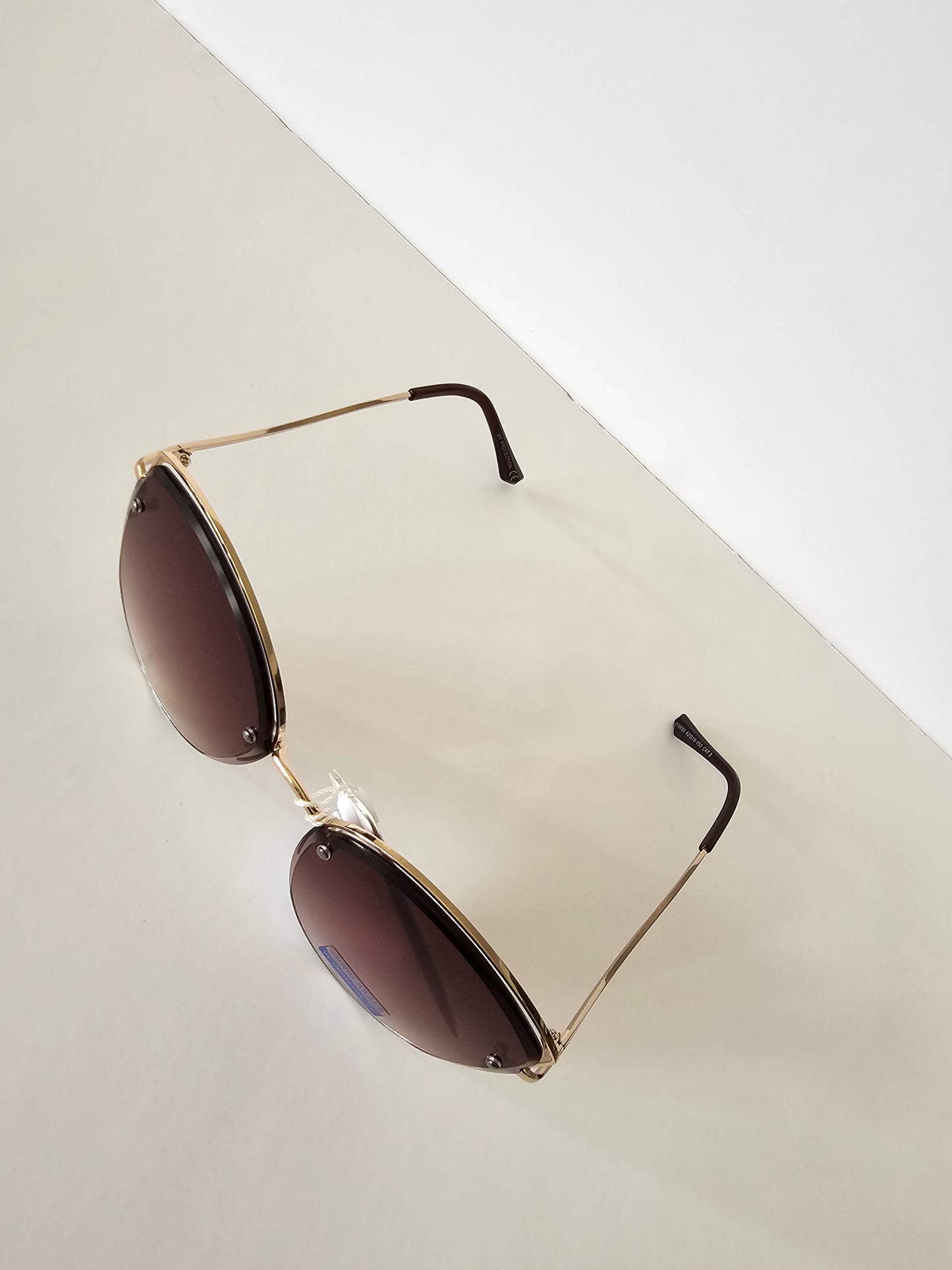 SUN00010 Rounded Gold Bar Sunglasses